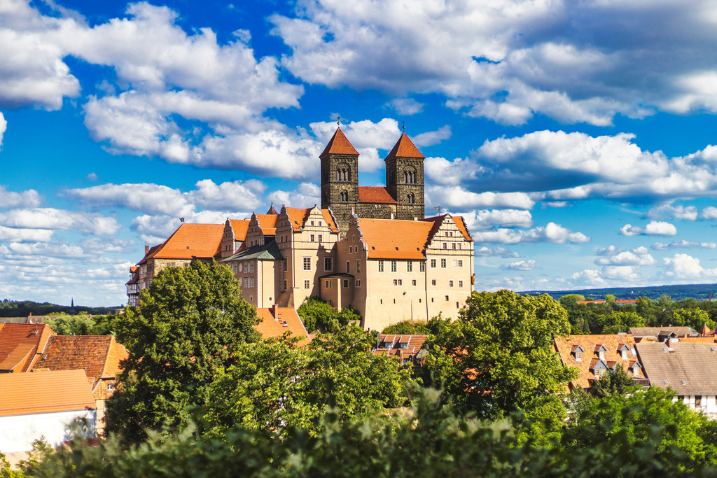 Stiftskirche St. Servatius von Quedlinburg | Wir machen aus Ihren Bildern Erinnerungen für die Ewigkeit | Hochwertige Fotografien für Ihr zu Hause. - Realisiert mit Pictrs.com