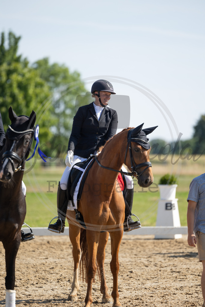 994A4456 | sabrinanicolaifotografie - Realisiert mit Pictrs.com