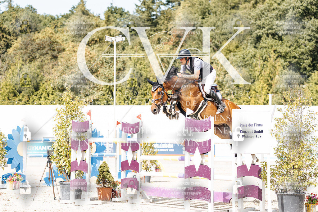 CK905130 | Turnierfotografie Pferdefotografie Trier Rheinland-Pfalz Pferdesport Reitsport Tierfotografie Sportfotografie Pferdevideo Pferdevideografie Equestrianvideography equestrianphotography  - Realisiert mit Pictrs.com