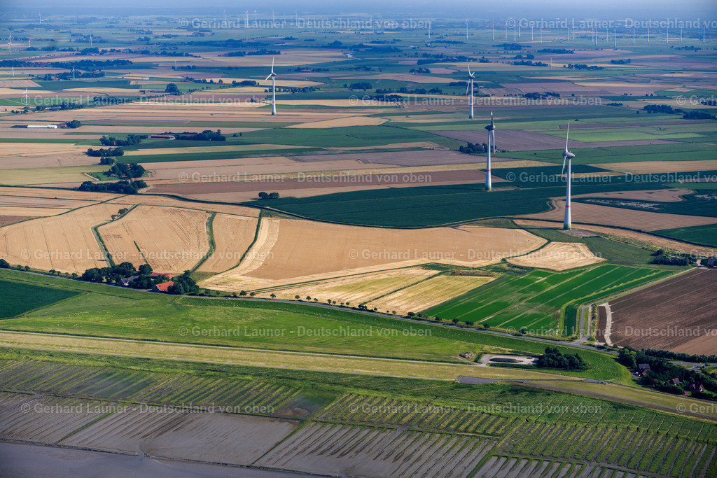 4036788 | Windkraftanlage E-126 bei Neuharlingersiel