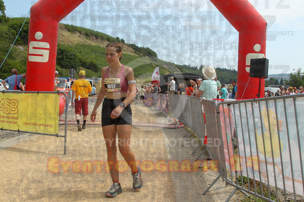 250614_1245_EV4_0140 | Sportfotografie im Rhein-Sieg Kreis, Köln, Bonn, NRW, Rheinland Pfalz, Hessen, etc. Unser Tätigkeitsfeld umfasst den Laufsport vom Volkslauf über den Marathon, Duathlon, Triathon bis zum Ultralauf wie Kölnpfad Ultra oder Schindertrail.