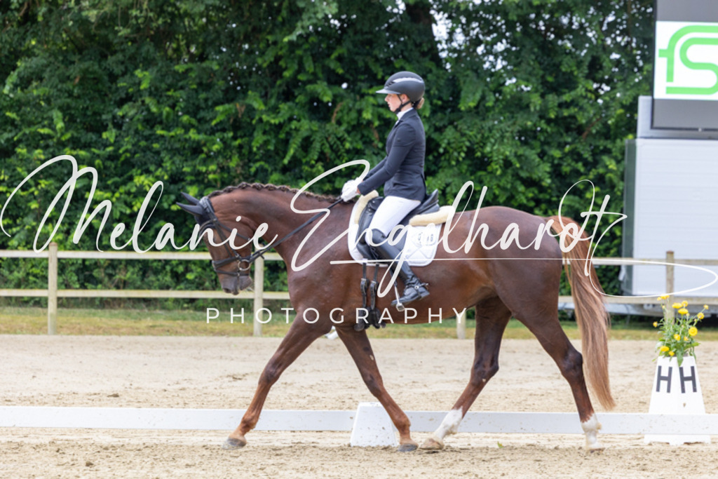 7I8A4070 | melanie-engelhardt-photography - Realisiert mit Pictrs.com