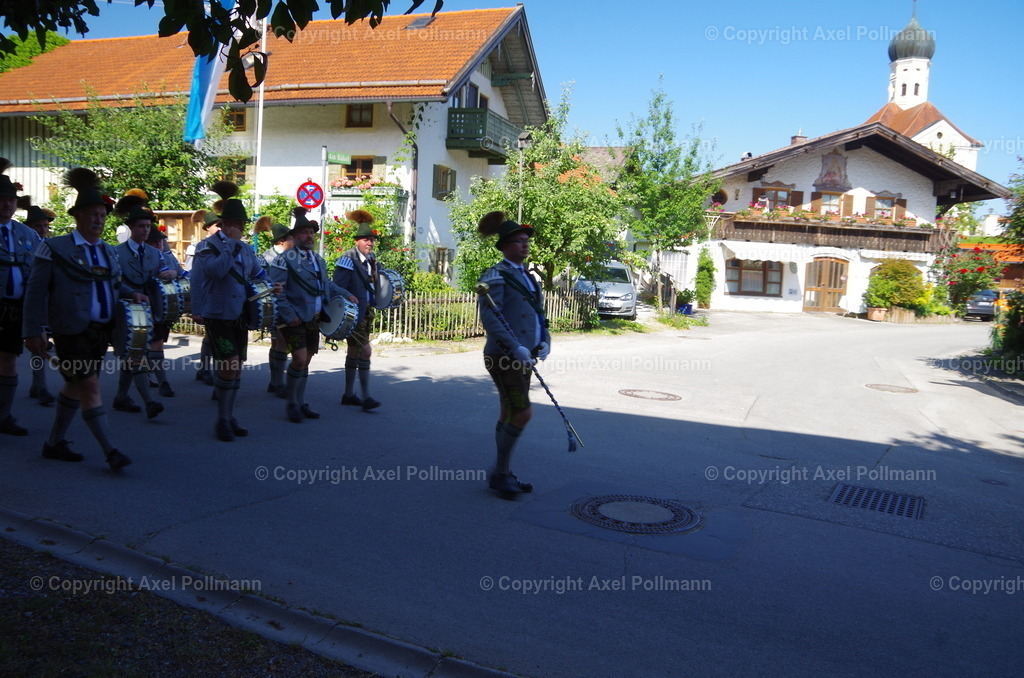 IMGP5102 | fotografiert von Axel PollmannLeonhardi Wallfahrt Benediktbeuern und Murnau, Fronleichnam, Fasching, Landschaft im Loisachtal und Benediktbeuern  - Realisiert mit Pictrs.com