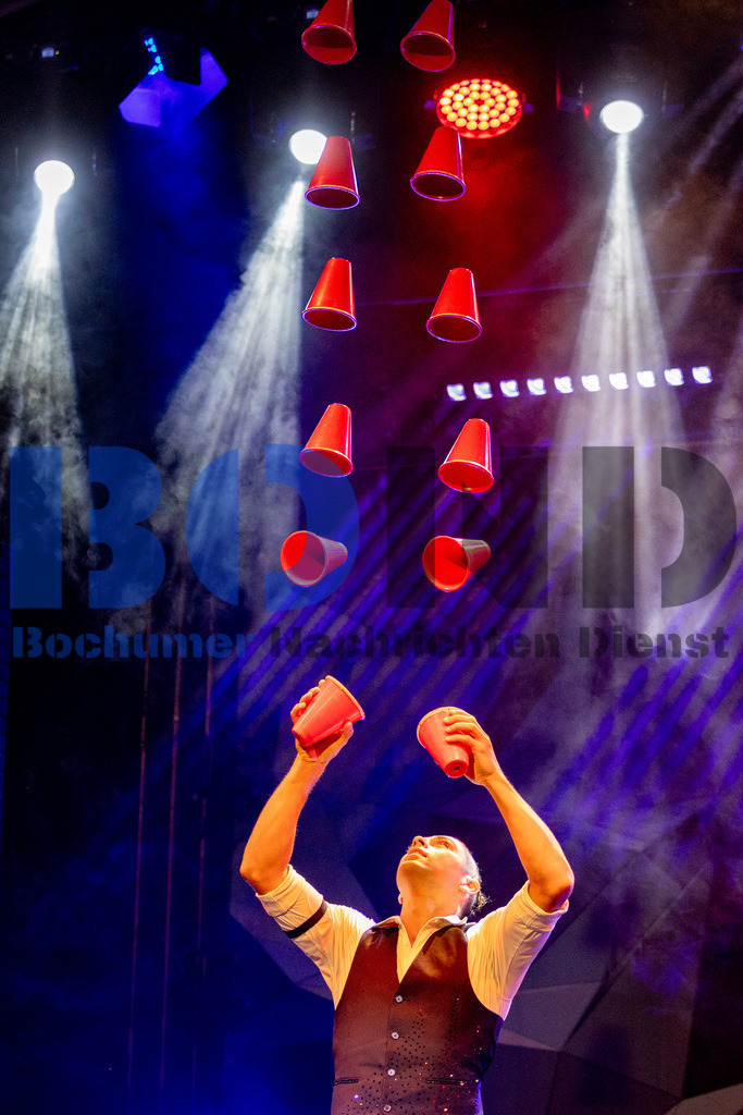 SES_VARECE20250907-56 | bond - Realisiert mit Pictrs.com