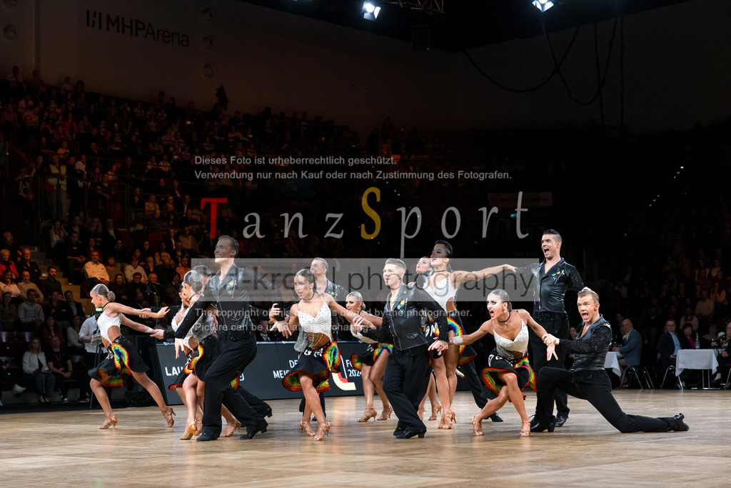 20241109_DM-Formationen_4145 | Tanzsportbilder, Standardtanz, Lateintanz, WDSF, DTV, LTVB, dancecomp, goc, hessen tanzt, blaues band der spree, walzer, tango, wiener walzer, slowfox, quickstepp, samba, rumba, cha-cha-cha, paso doble. jive, hd-kroft photography, turniertanzsport