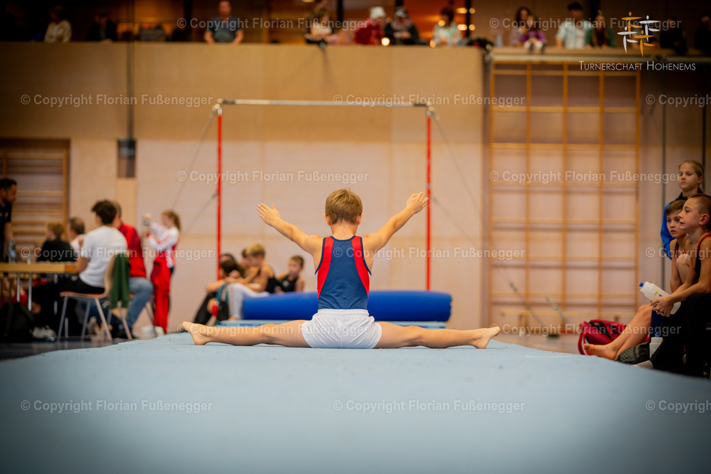 Promo-290 | "Fussifoto.com – Ihr Ansprechpartner für hochwertige Fotografie! Entdecken Sie kreative Bilder und professionelle Dienstleistungen. Kontaktieren Sie uns für Ihre Projekte!"