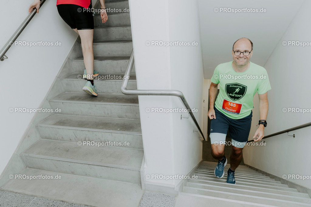 240825_Treppenlauf-508 | Professionelle Fotos Ihrer Laufsportveranstaltung.