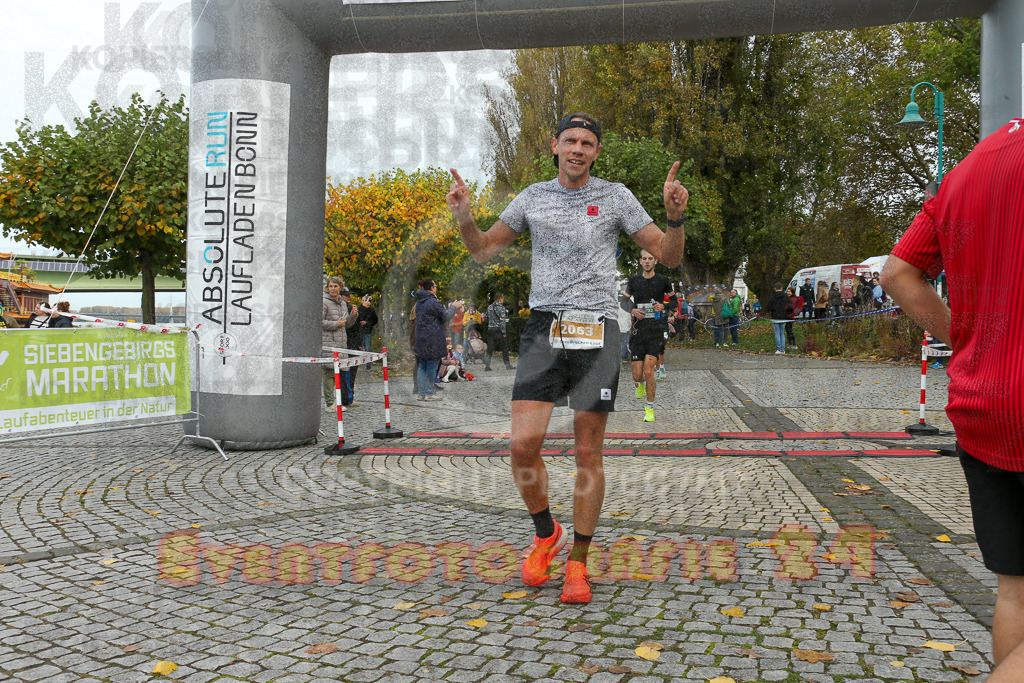 241020_1057_EX1_0472 | Sportfotografie im Rhein-Sieg Kreis, Köln, Bonn, NRW, Rheinland Pfalz, Hessen, etc. Unser Tätigkeitsfeld umfasst den Laufsport vom Volkslauf über den Marathon, Duathlon, Triathon bis zum Ultralauf wie Kölnpfad Ultra oder Schindertrail.