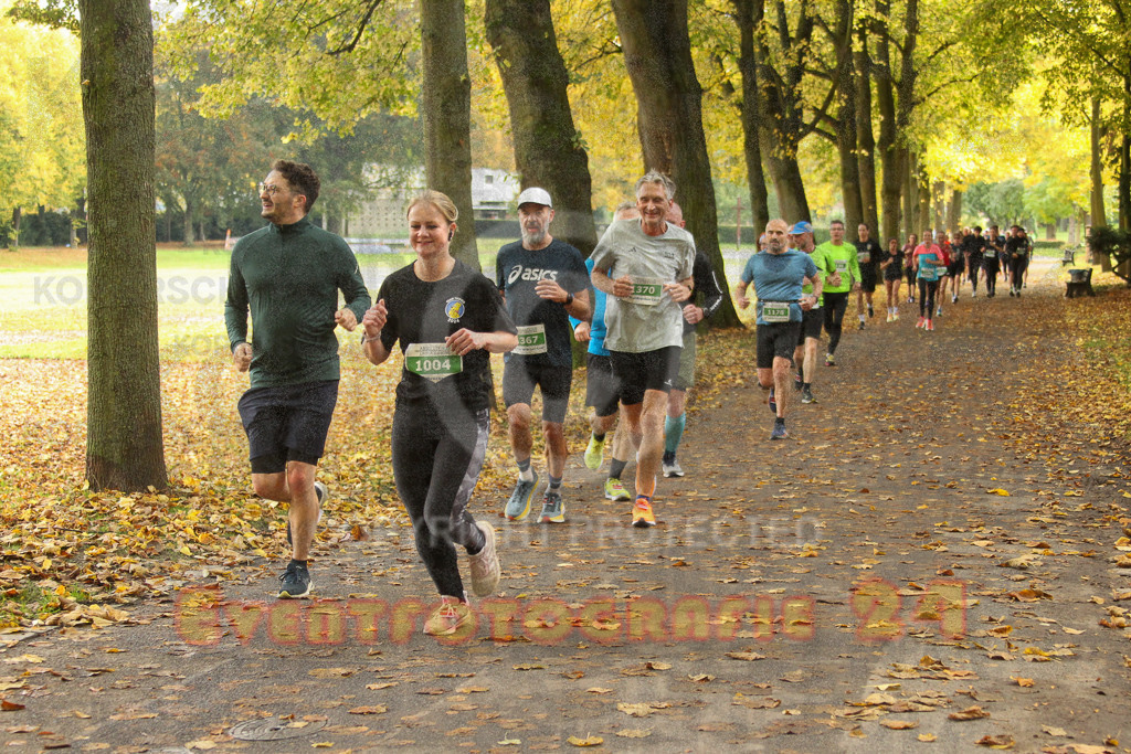 241020_1019_EV4_4490 | Sportfotografie im Rhein-Sieg Kreis, Köln, Bonn, NRW, Rheinland Pfalz, Hessen, etc. Unser Tätigkeitsfeld umfasst den Laufsport vom Volkslauf über den Marathon, Duathlon, Triathon bis zum Ultralauf wie Kölnpfad Ultra oder Schindertrail.