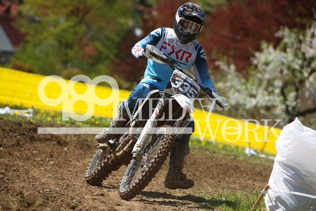 5E6A6034 | 989 MEDIAWORK