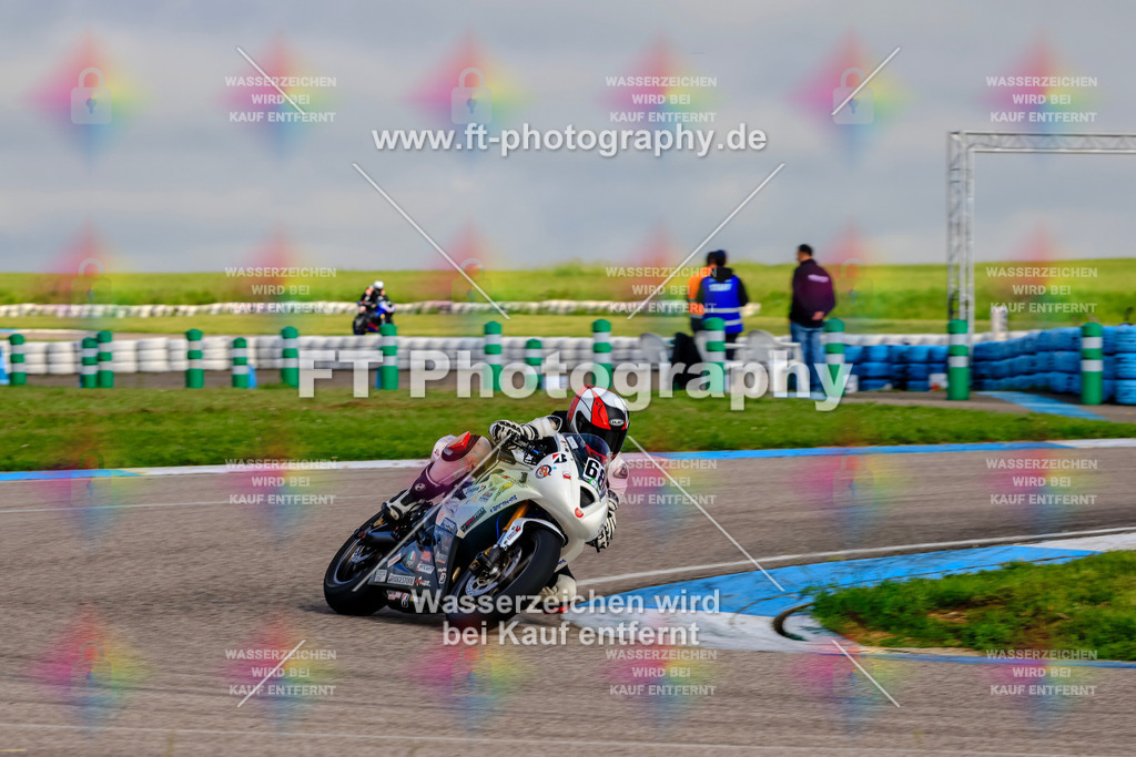 MotoTeam-8354 | Hier findet Ihr Bilder von Touristenfahrten auf der Nürburgring Nordschleife oder von anderen Veranstaltungen die ich besucht habe. Viel Spass beim Durch Schauen 