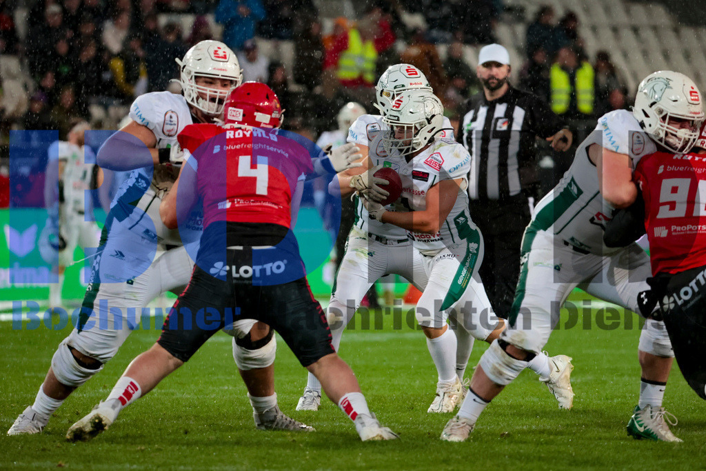  14.10.2023 - 
 | Sebastian Sendlak / Bochumer Nachrichtendienst (BOND) - GFL-Bowl 2023: Schwaebisch Hall Unicorns vs. Potsdam Royals - Realisiert mit Pictrs.com