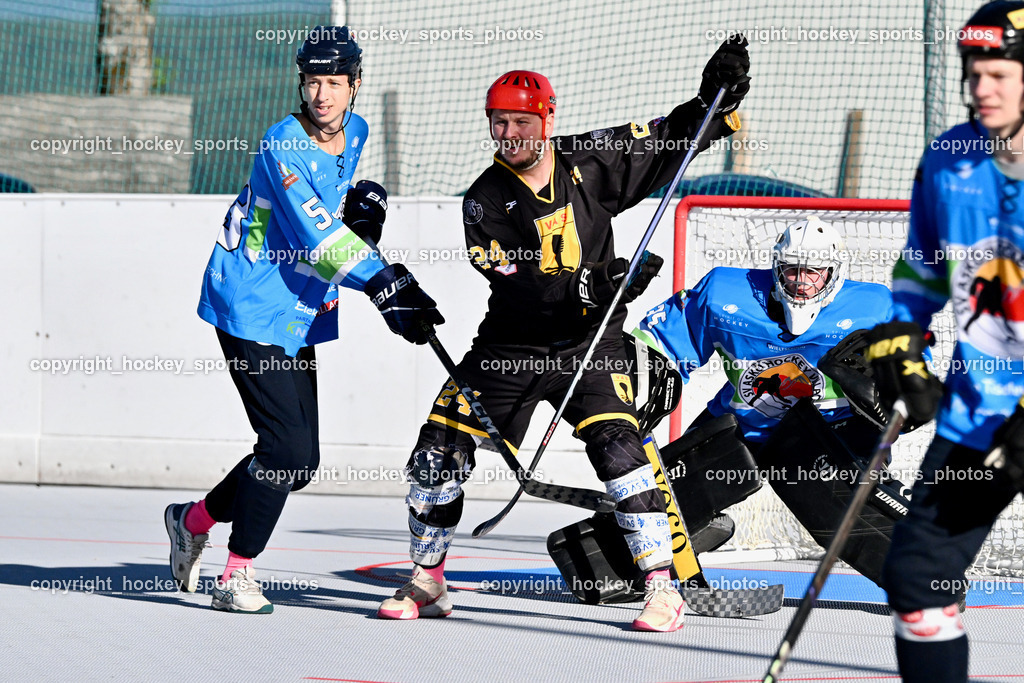 VAS Ballhockey Villach vs. ASKÖ Villach Ballhockey | #53 Nindler Elias SV ASKÖ Ballhockey, #24 Wucherer Gerald VAS Ballhockey Villach, #35 Lepuschitz Leo SV ASKÖ Ballhockey, VAS Ballhockey Villach vs. ASKÖ Villach Ballhockey , VAS Ballhockey Villach vs. ASKÖ Villach Ballhockey  am 13.05.2026 in Villach (Alpen Arena ), Austria, (Photo by Bernd Stefan)
