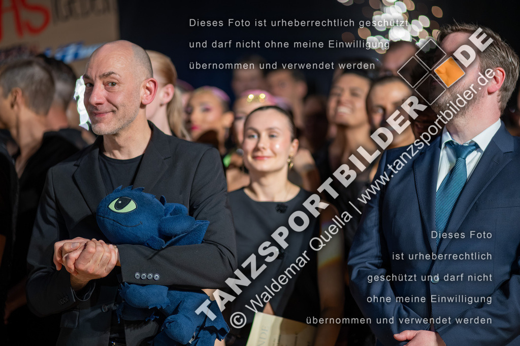 20260321-13740 | Hier finden Sie Tanz Bilder vom Latein und Standard Formationen tanzen. Sportbilder vom Tanzsport. Schöne Fotos und von Weltmeisterschaft, Europameisterschaft, Bundesliga, Regionalliga, Oberliga und Landesliga sowie von GOC Stuttgart, DanceComp, WM Bremen