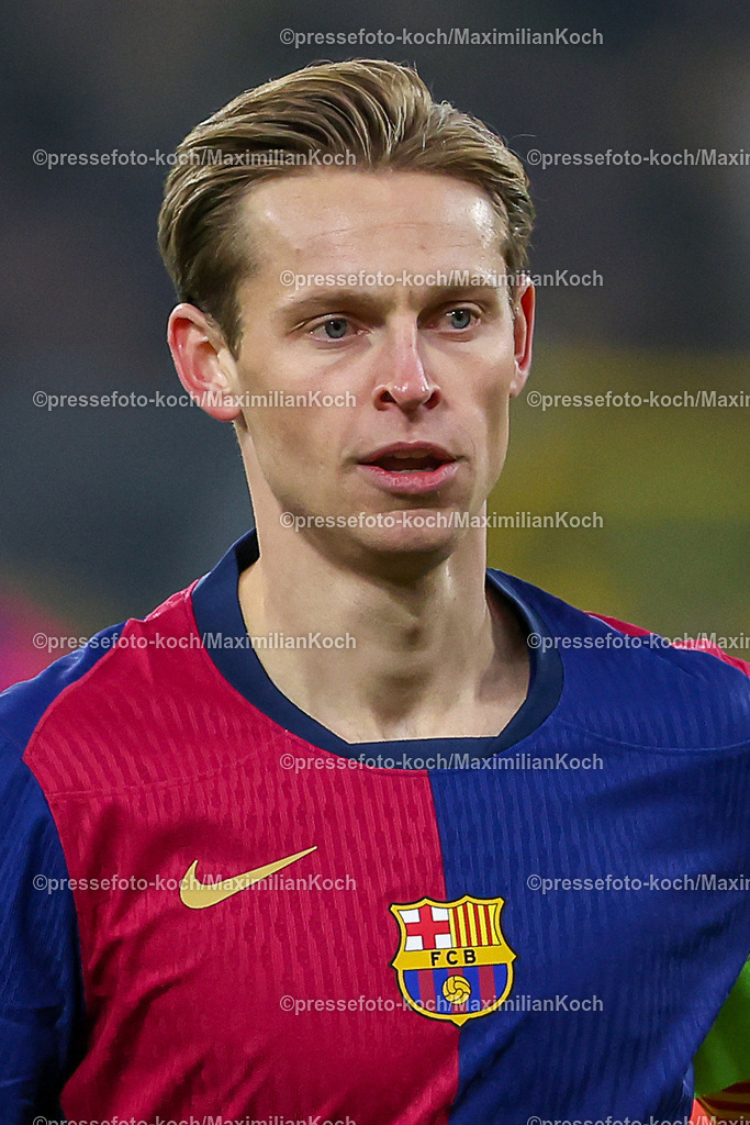 UCL11122402169 | 11.12.2024, UEFA Champions League, Borussia Dortmund - FC Barcelona, 8. Spieltag, Signal Iduna Park, Saison 2024 2025: Frenkie de Jong (Barca #21)