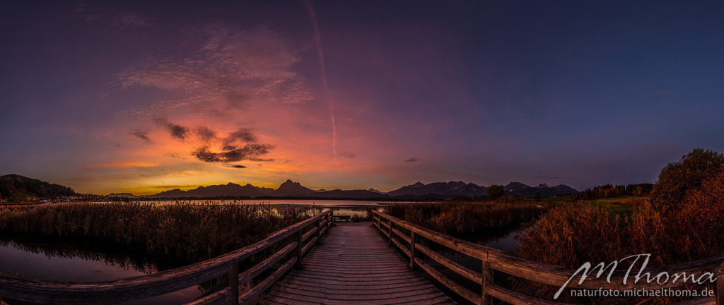 Sonnenaufgangspanorama Hopfensee Ache | Dies ist der Online-Shop von naturfoto.michaelthoma.de. Ich bin leidenschaftlicher Naturfotograf und fotografiere von der Andromedagalaxie bis zum Zwergtaucher, von der Ameise bis zum Orionnebel alles was mit Natur zu tun hat. Hier kann eine Auswahl meine - Realisiert mit Pictrs.com