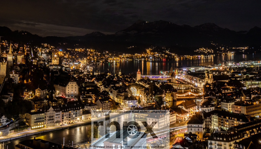 IMG_6737-Pano | Stimmungsvolle Fotokunst aus Luzern. Erlebe den Pilatus, den See und die Stadt Luzern in exklusiven Aufnahmen in der Fotogalerie & Shop. - Realisiert mit Pictrs.com