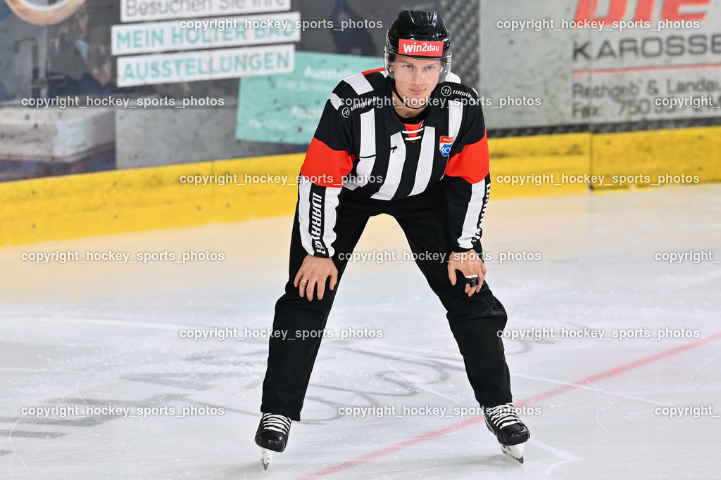 EK Zeller Eisbären vs. HDD Jesenice 1.10.2022 | HUBER Andreas Referee