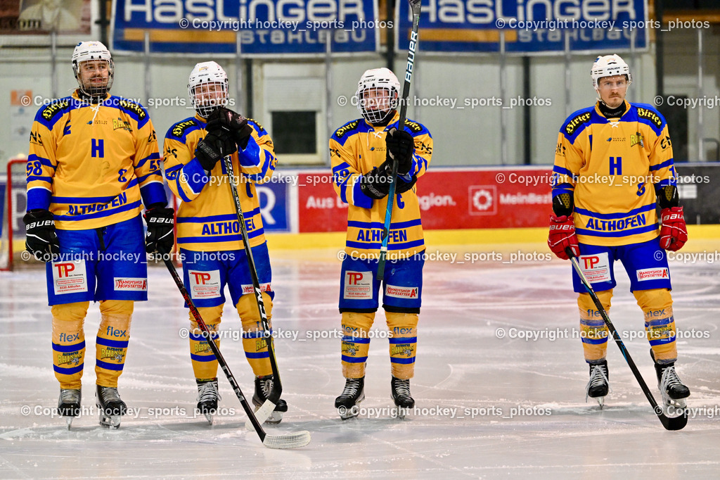 ESC SOCCERZONE STEINDORF vs. 1. EHC ALTHOFEN | #58 Goritschnig Martin 1. EHC ALTHOFEN, #18 Isopp Maximilian Oliver 1. EHC ALTHOFEN,  EHC Althofen Mannschaft, ESC SOCCERZONE STEINDORF vs. 1. EHC ALTHOFEN, ESC SOCCERZONE STEINDORF vs. 1. EHC ALTHOFEN am 28.02.2025 in Steindorf (Ossiachersee Halle), Austria, (Photo by Bernd Stefan)