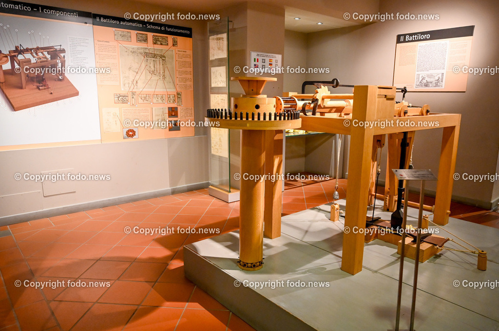 Italien_ Toskana_ Vinci_ 31.05.2024-58 | 31.05.2024, Italien, ITA, Toskana, Vinci im Bild Stadtansichten, Gebäude, Architektur, Touristen, Historisch, Souvenir, Altstadt, Museum, Statuen, Skulpturen, Leonardo Da Vinci, Castello dei Conti Guidi, Museo Leonardiano


Vinci ist eine italienische Gemeinde in der Metropolitanstadt Florenz, Region Toskana.
Quelle: Wikipedia
