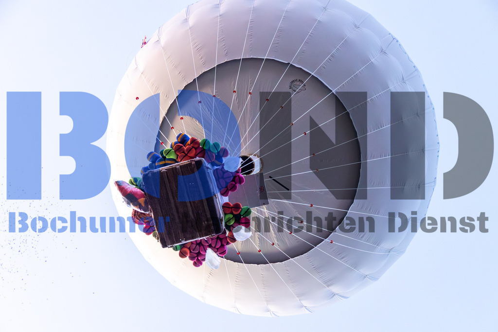 JEM_MUNGBC20240914-11 | bond - Realisiert mit Pictrs.com