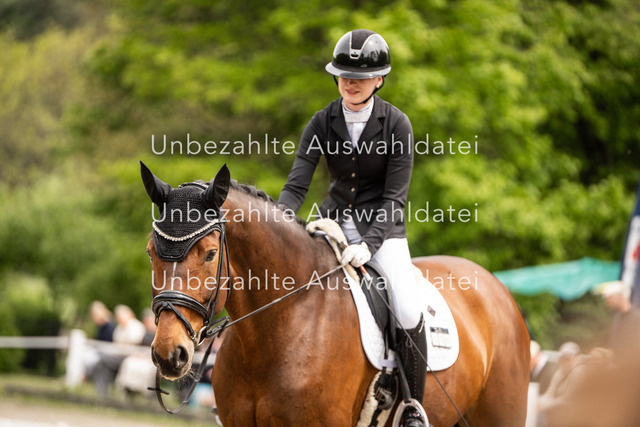 Bad_Meinberg_09761 | saradresslerfotografie - Realisiert mit Pictrs.com