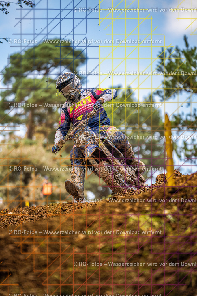 Sechshelden 2026 Sonntag  -2177 | Sportfotografie von RO-Fotos: Motorsport, Motocross, Enduro, Laufveranstaltungen und Triathlon. Professionelle Fotos von Sportlern und Events. - Realisiert mit Pictrs.com