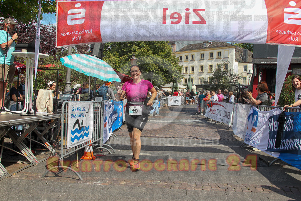 250824_1434_EV4_1930 | Sportfotografie im Rhein-Sieg Kreis, Köln, Bonn, NRW, Rheinland Pfalz, Hessen, etc. Unser Tätigkeitsfeld umfasst den Laufsport vom Volkslauf über den Marathon, Duathlon, Triathon bis zum Ultralauf wie Kölnpfad Ultra oder Schindertrail.