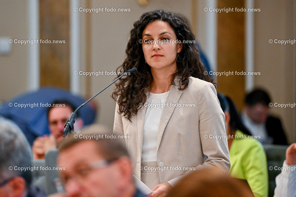 Landhaus Linz_ Promenade_ Landtagssitzung_ 13.06.2024-81 | 13.04.2024, Landhaus Linz AUT, Promenade, Landtagssitzung, im Bild Ines Vukajlovic  (Die Gruenen, LAbg.)