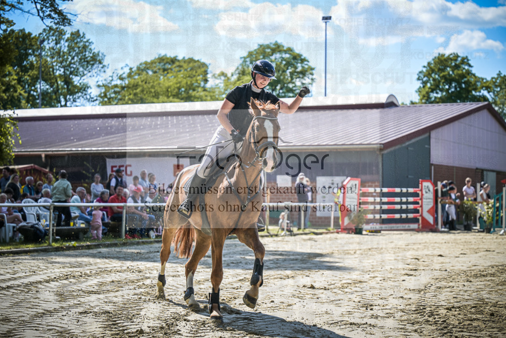 DOS_1794 | Entdecke hochwertige Reitturnierfotos von Foto Oger. Professionell, emotional und authentisch – jetzt Lieblingsmomente im Shop bestellen.Deutschlandweite Turnierfotografie. - Realisiert mit Pictrs.com