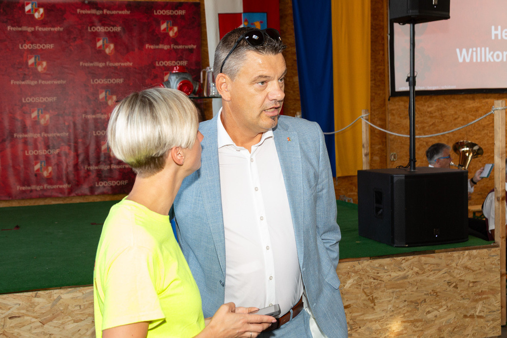 Festakt_004 | Fotodoku des Festaktes im FF-Haus Loosdorf anlässlich der Auszeichnung der Helfer und Hilfsorganisationen  der Hochwasserkatastrophe September 2024