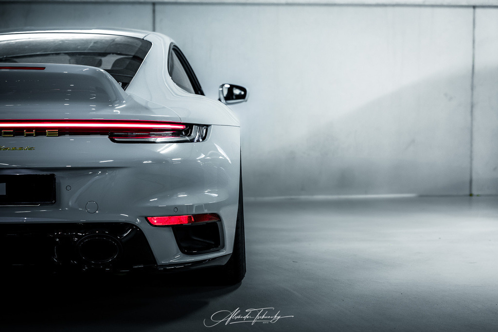 R6PZ3481 _Alexander Tschuncky | Entdecken Sie die faszinierende Welt von Alexander Tschuncky Arts: Kreative Fotografie, atemberaubende Automobilkunst und hochwertiger Bilderdruck. Lassen Sie sich inspirieren! - Realisiert mit Pictrs.com