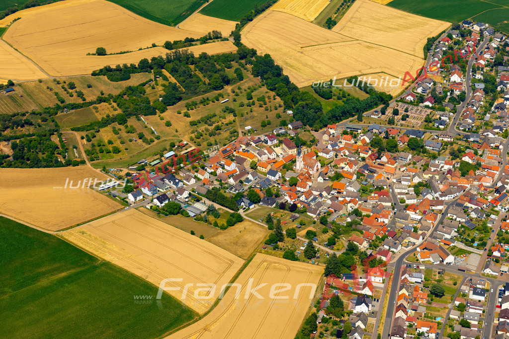 mosbach-schaafheim-immobilie-luftbild-1001-2023 | Das Luftbild zeigt : Mosbach Schaafheim - Die Luftaufnahme wurde 2023 vom UL-Flugzeug aus erstellt ( keine Drohne ) - 
Hochauflösende Luftaufnahme - Für grossformatige Ausdrucke geeignet. Die Geschenkidee !
Mit Lizenz und Bildrechte bestellbar