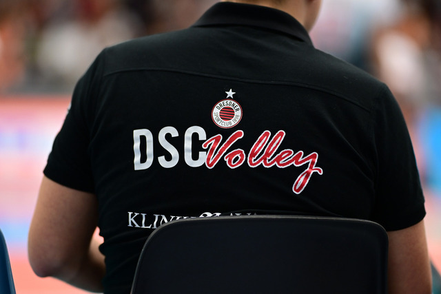 Volleyball I Frauen I Saison 2025-2026 I Bundesliga I 5. Spieltag I ETV Hamburger Volksbank Volleys - Dresdner SC I 08037 | Der Sportfotograf. - Realisiert mit Pictrs.com