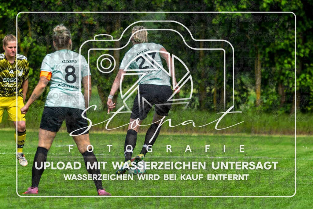 Kreisliga Damen HK/CE - Kickers Wolthausen vs. SG Fulde | Hannah Marie Faller (Kickers Wolthausen #27); Kreisliga Damen HK/CE - Kickers Wolthausen vs. SG Fulde am 17.05.26 in Sportplatz Wolthausen, Wolthausen - Realisiert mit Pictrs.com