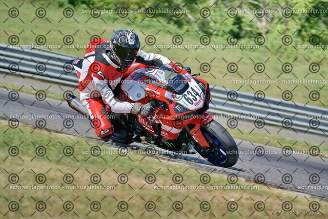 25bt04-0179 | markuskiefer.com - Realisiert mit Pictrs.com