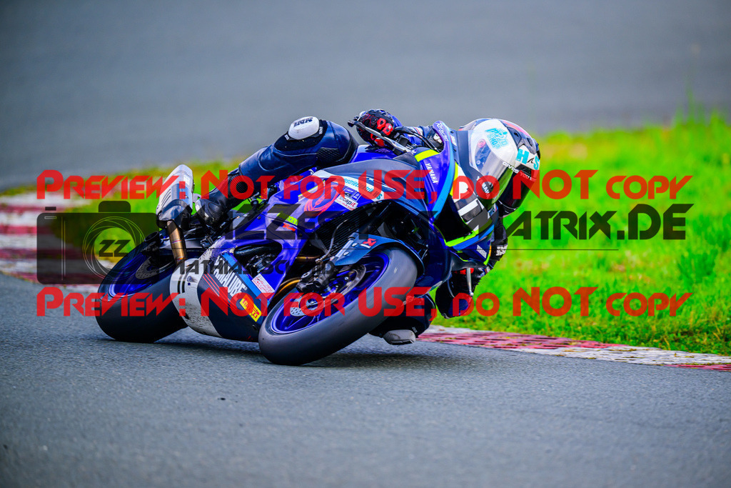 MaZZes_FotoMatrix_240728_6007705_3235 | R7