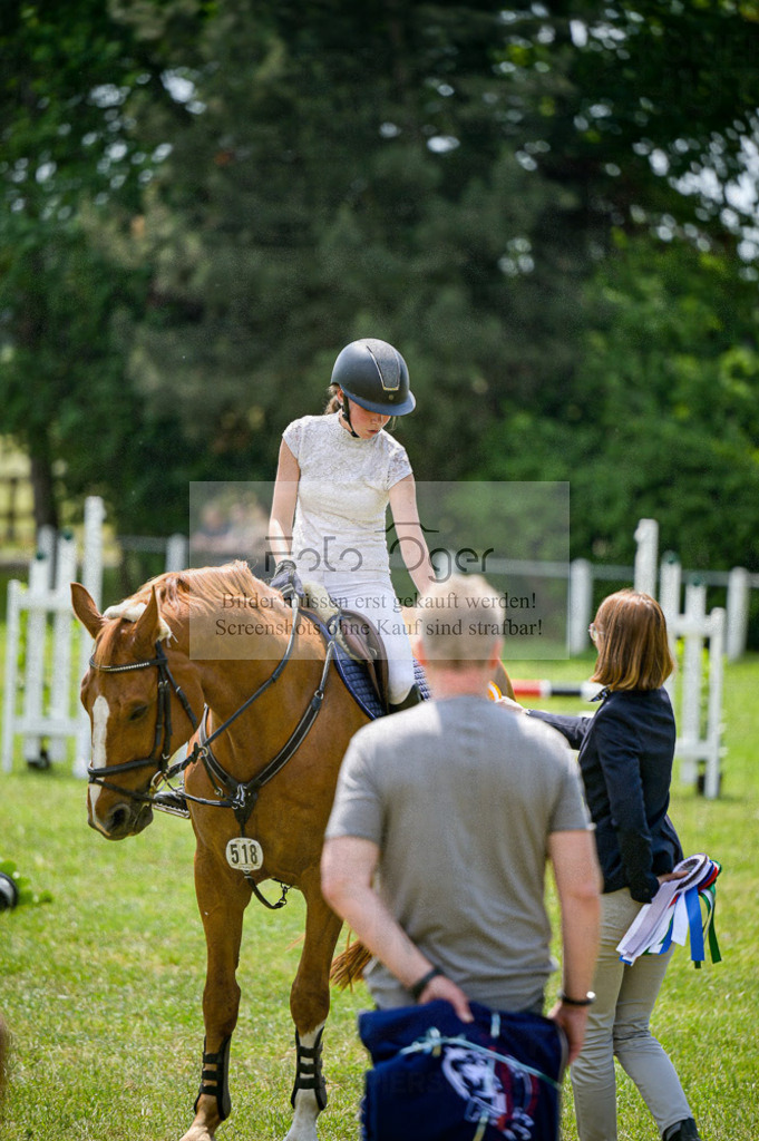 Reitturnier Voxtrup | Entdecke hochwertige Reitturnierfotos von Foto Oger. Professionell, emotional und authentisch – jetzt Lieblingsmomente im Shop bestellen.Deutschlandweite Turnierfotografie. - Realisiert mit Pictrs.com