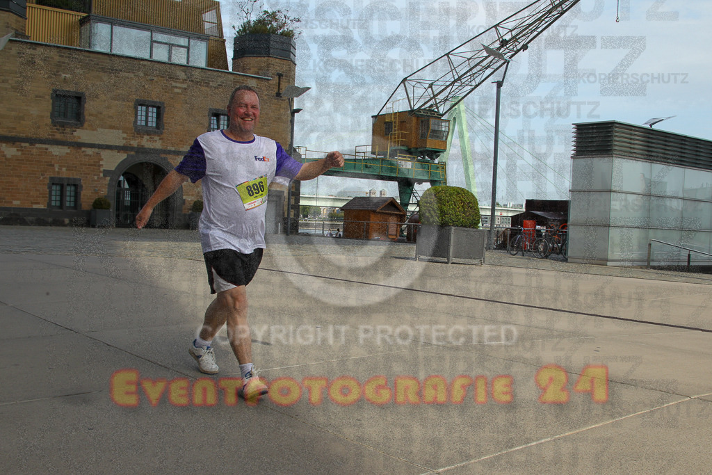 250920_1342_EV4_6486 | Sportfotografie im Rhein-Sieg Kreis, Köln, Bonn, NRW, Rheinland Pfalz, Hessen, etc. Unser Tätigkeitsfeld umfasst den Laufsport vom Volkslauf über den Marathon, Duathlon, Triathon bis zum Ultralauf wie Kölnpfad Ultra oder Schindertrail.
