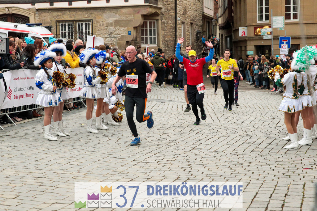 VR Bank Hauptlauf 10000m | 3 Koenigslauf 2023 - Realisiert mit Pictrs.com