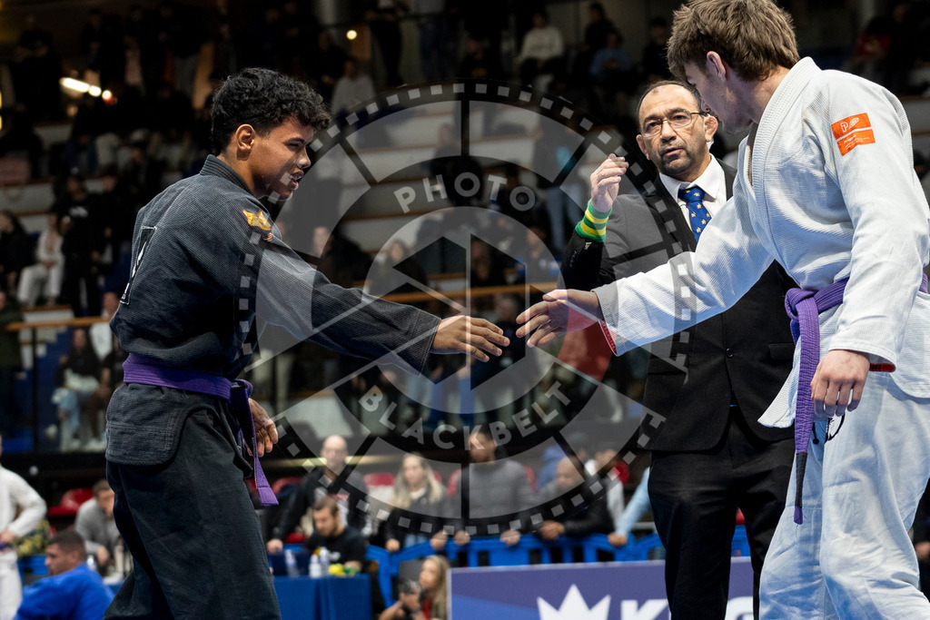 20240123PBB00312 | Fighters compete during the second day of the IBJJF European Championship in Paris, France, on January 23, 2024.