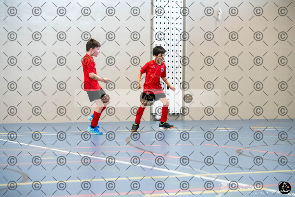 20241124_FCR-Hallenturnier-F3_2_049 | Sport und Naturfotografie von Roberto Esposito zeigt echte Momente Bewegung und die Schönheit der Natur. Ausdrucksstarke Bilder schaffen Emotionen.
