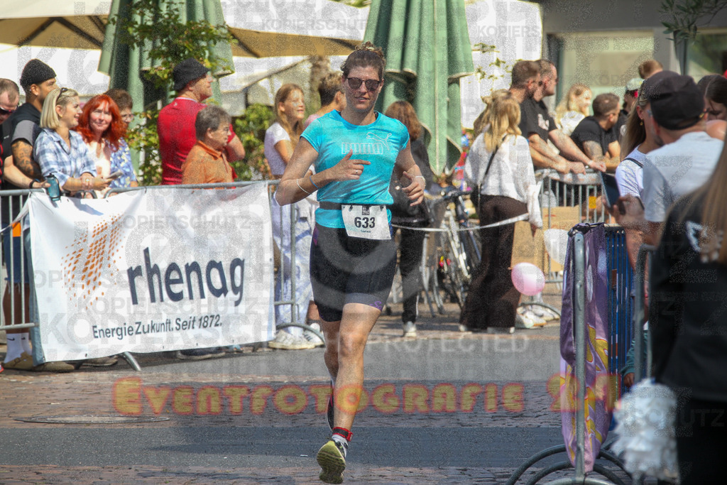 250824_1446_EV4_2192 | Sportfotografie im Rhein-Sieg Kreis, Köln, Bonn, NRW, Rheinland Pfalz, Hessen, etc. Unser Tätigkeitsfeld umfasst den Laufsport vom Volkslauf über den Marathon, Duathlon, Triathon bis zum Ultralauf wie Kölnpfad Ultra oder Schindertrail.