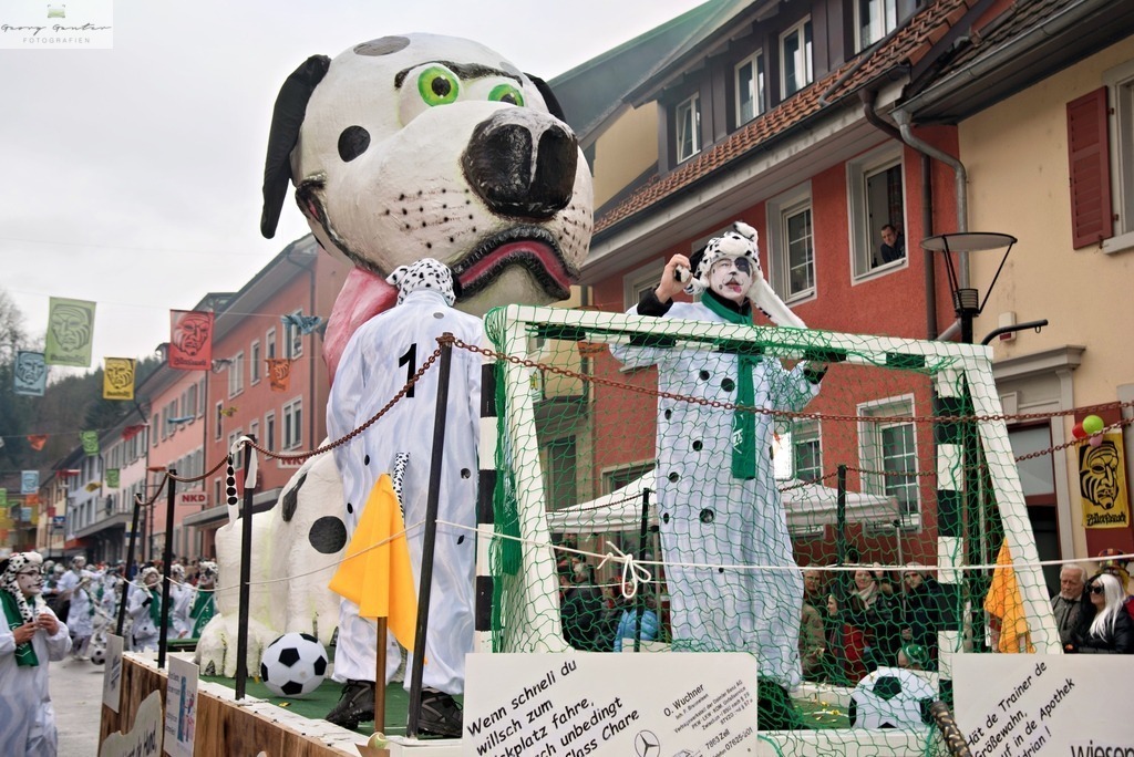 Fasnacht _24-163-RA | Fotoblog Schwarzwald, Foto Blog Wiesental, Pfaffenberg, Winterzauber, Zeller Bergland, Zell im Wiesental, Fotoblog Wiesental, Landschaftsfotos, Bilder Wiesental, Natur, Naturbilder, Fastnacht, Zeller Fastnacht, Zeller Fasnacht, Zeller Bergland, Belchen, - Realisiert mit Pictrs.com