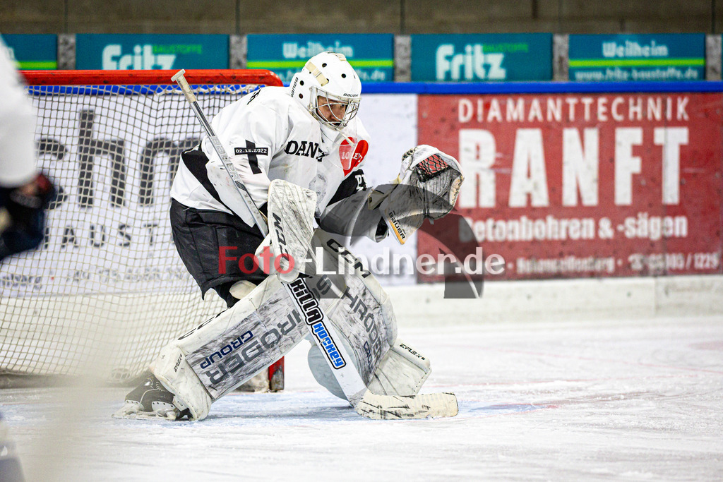 SC Forst NATURE BOYS gegen ESC Hassfurt HAWKS | Eishockey Landesliga Herren Playoffs 2024/25 - Spiel 2 von 4, SC Forst NATURE BOYS gegen ESC Hassfurt HAWKS, 20250222,Thomas ZIMMERMANN (Nature Boyz 35) in Aktion,2025-02-22 in Peißenberg (Eisstadion Peißenberg)Thomas ZIMMERMANN (Nature Boyz 35)Copyright: WolfgangxLindner foto-lindner.de