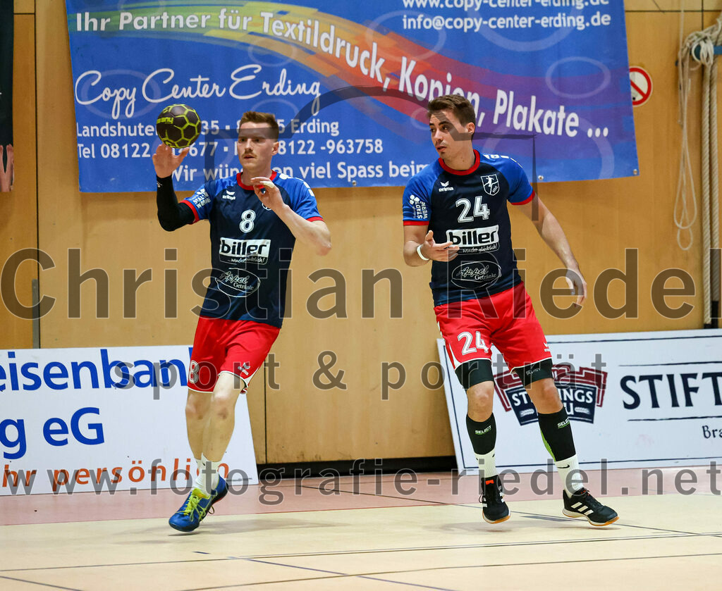 2022-09-24_064_SpVgg_Altenerding_gegen_HSG_Freising-Neufahrn | Erding, Deutschland, 24.09.2022:
Handball, Bezirksoberliga Männer 2022 / 2023, 2. Spieltag, SpVgg Altenerding gegen HSG Freising-Neufahrn, Endergebnis: 18:26

Konstantin Vopel (HSG Freising-Neufahrn, #8), Marius Kerber (HSG Freising-Neufahrn, #14)

Foto: Christian Riedel / fotografie-riedel.net