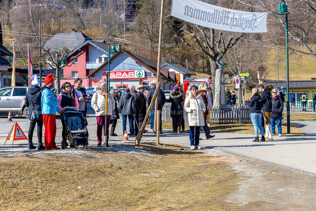 Bärentreiben in Steuerberg | Bildershop von pixelworld.at - Realisiert mit Pictrs.com