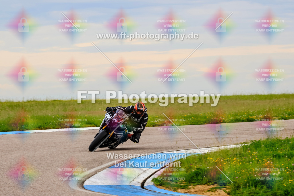 MotoTeam-2007 | Hier findet Ihr Bilder von Touristenfahrten auf der Nürburgring Nordschleife oder von anderen Veranstaltungen die ich besucht habe. Viel Spass beim Durch Schauen 