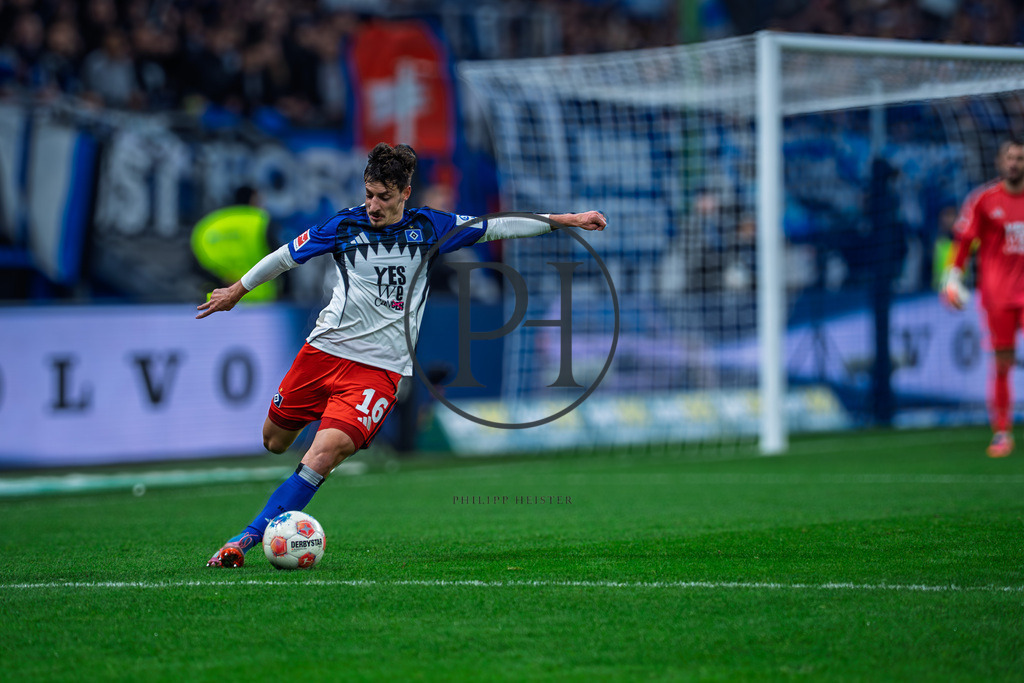 Spieltag 10 HSV - Dortmund_SC-18 | Philipp-Heist - Realisiert mit Pictrs.com