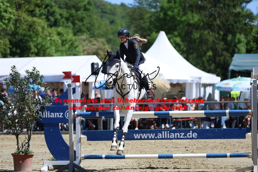 M05A6198 | lmwpictures - Realisiert mit Pictrs.com